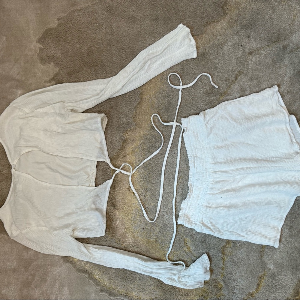 White two piece 12th tribe set